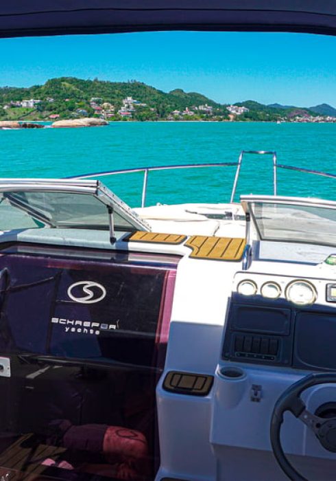 aluguel de lancha em florianopolis passeio de lancha em florianopolis ecoturismo boats vou de lanhca PHANTOM 260 (7)
