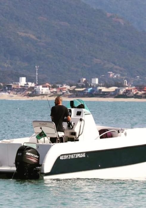 catamara 190 aluguel de lancha florianopolis ecoturismo boats vou de lancha (2)